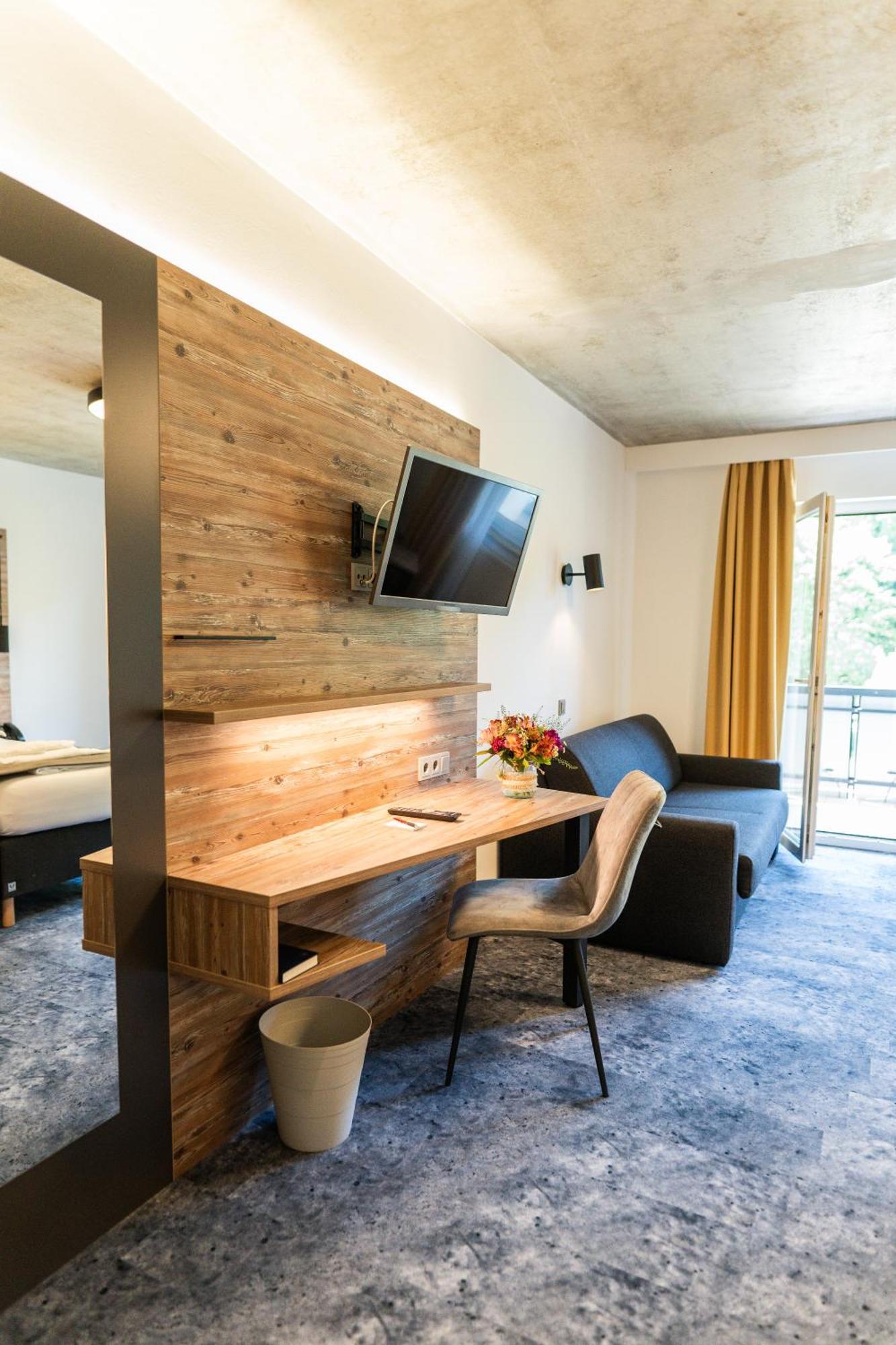 Hotel Christel 3*